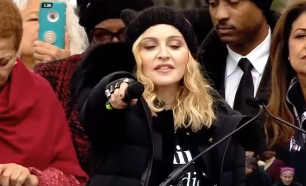 Madonna discursa contra Trump no palco da Women’s March de Washington