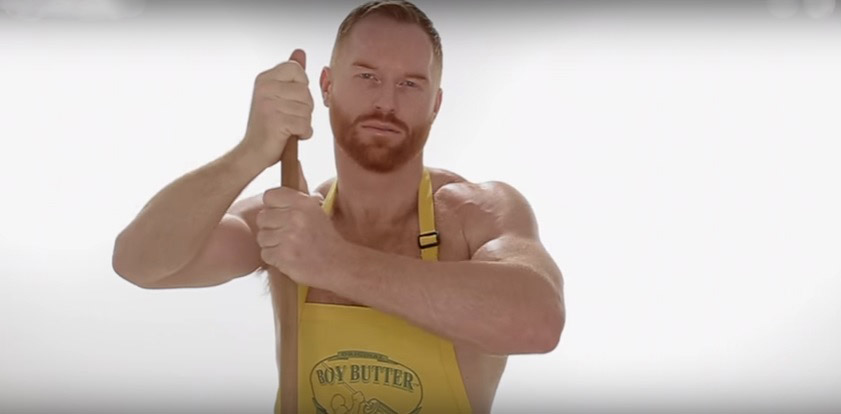 A nova campanha da “Boy Butter”, marca de lubrificantes