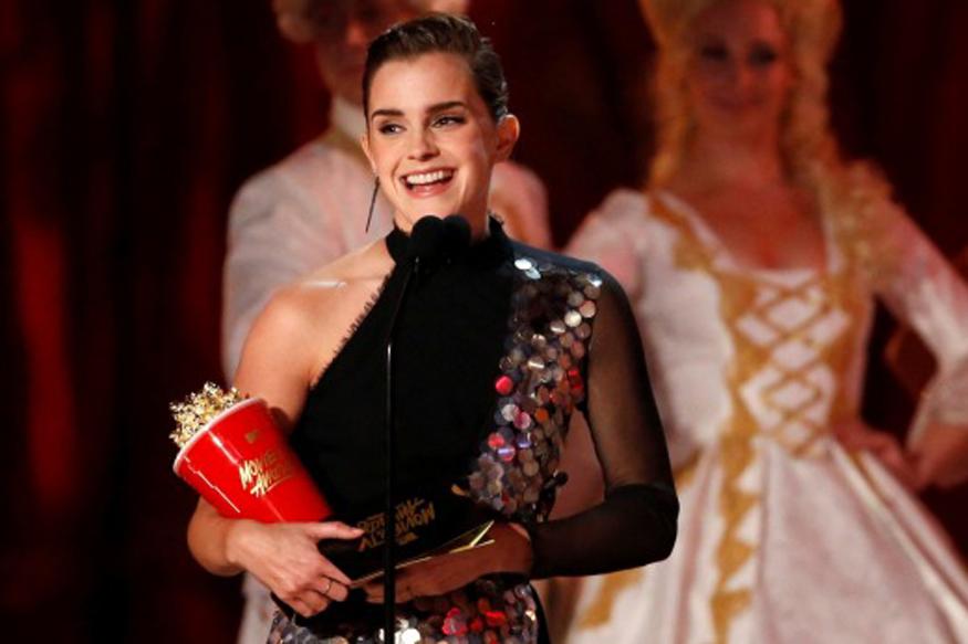 Emma Watson ganhou o prêmio de melhor atriz no MTV Awards pelo seu papel em A Bela e A Fera