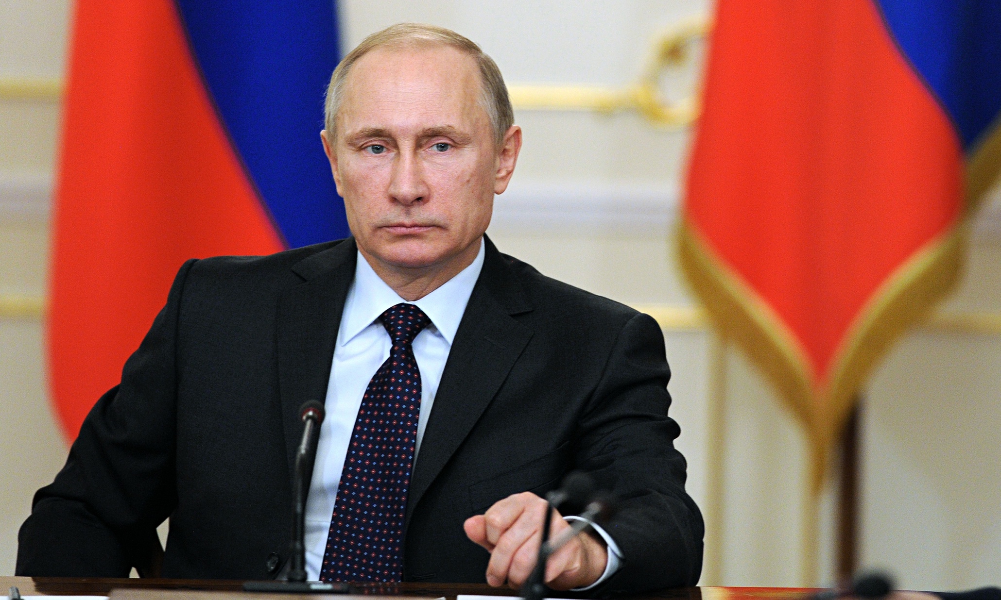 Vladimir Putin defende proibição de casamento gay na Rússia