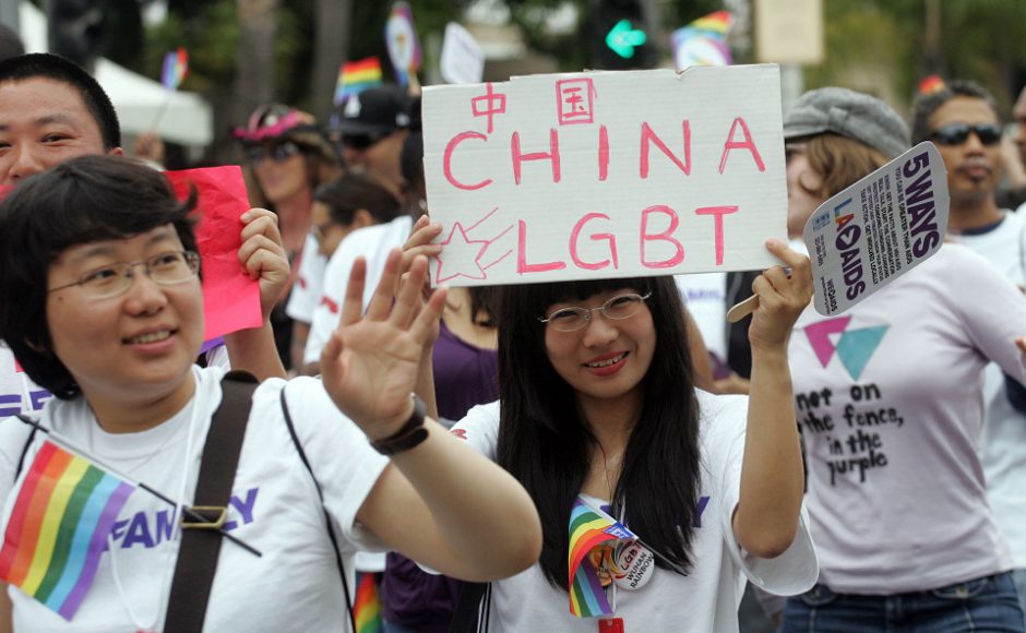 China proíbe conteúdo LGBT na internet
