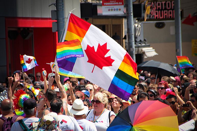 Canadá aprova lei prevê penas para quem derespeitar pessoas trans