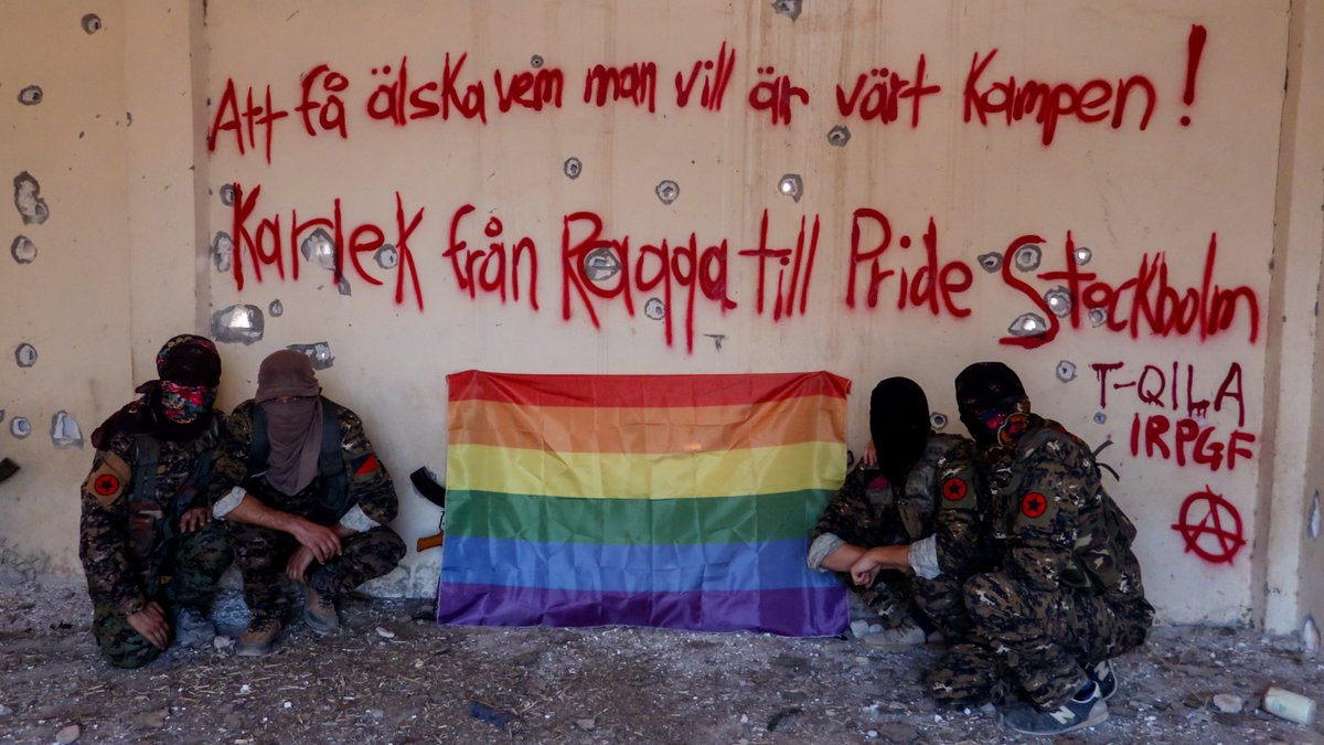 O TQILA é um grupo militar LGBT para lutar contra o Estado Islâmico