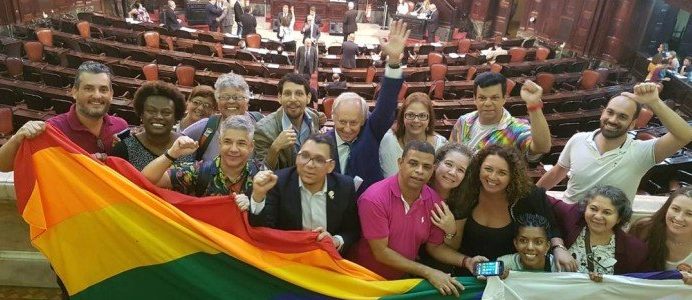 Deputados intiuem o dia 28 de junho como Dia Estadual do Orgulho e Cidadania LGBT