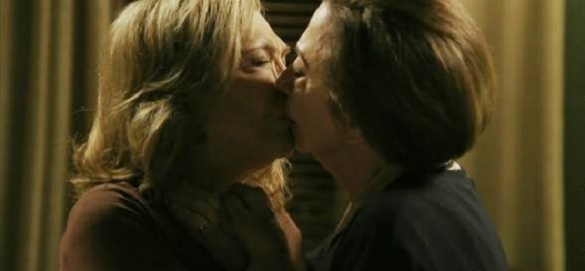 Beijo gay Fernanda Montenegro e Nathália Timberg