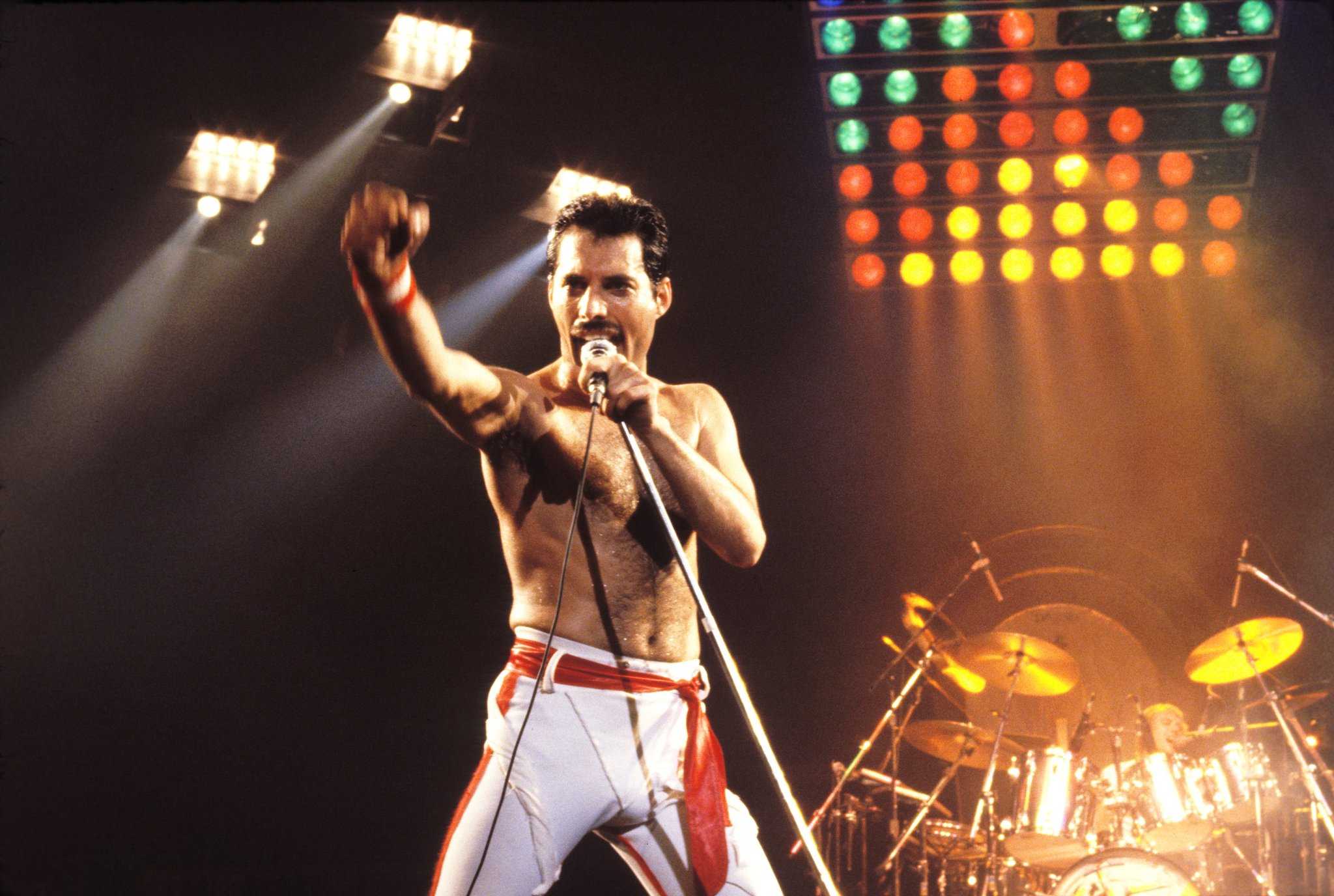O cantor Freddie Mercury