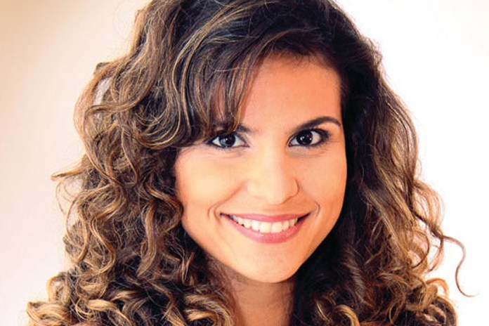 A cantora gospel Aline Barros