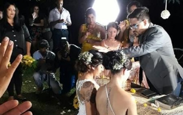 Casamento da bailarina do Faustão Karina Barros e Camila Benfica