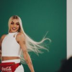 A drag queen Pabllo Vittar em campanha para a Coca-Cola Jeans