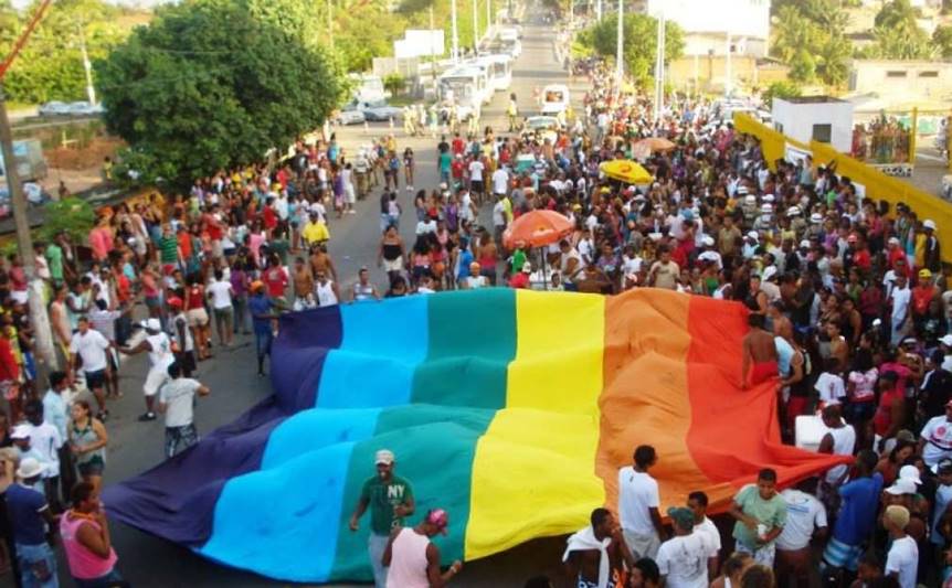 Parada Gay do Cia, em Simões Filho