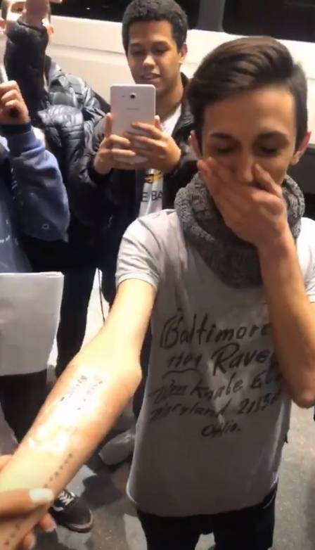 Fã argentino mostra tatuagem que fez em homenagem a Pabllo Vittar