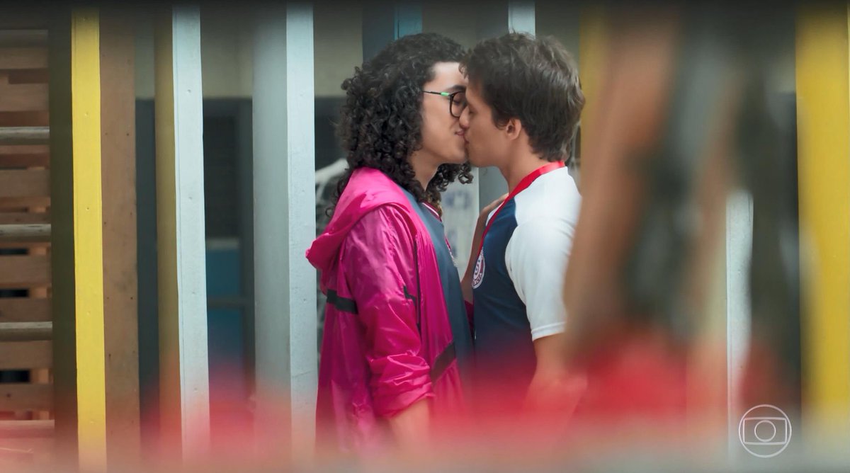 Beijo gay foi ao ar em Malhação