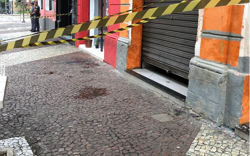 Aos gritos de ‘Bolsonaro’, travesti é assassinada no centro de SP