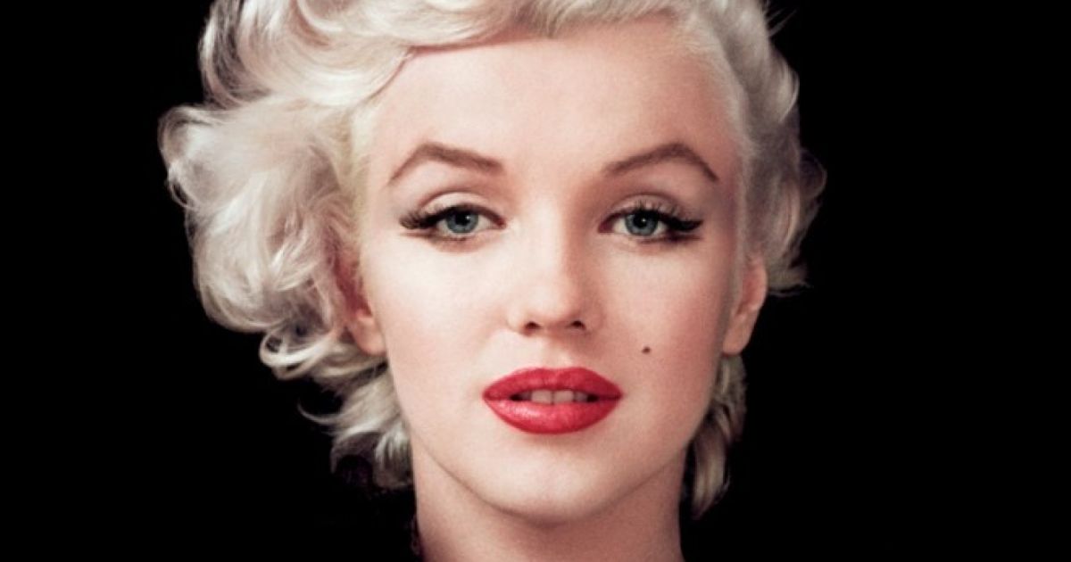 Marilyn Monroe: atriz eternizou lábios vermelhos e olhos delineados