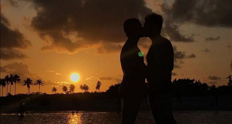 Pedro Figueiredo publica beijo no marido, Erick Rianelli. Foto: reprodução/Instagram/pedfig