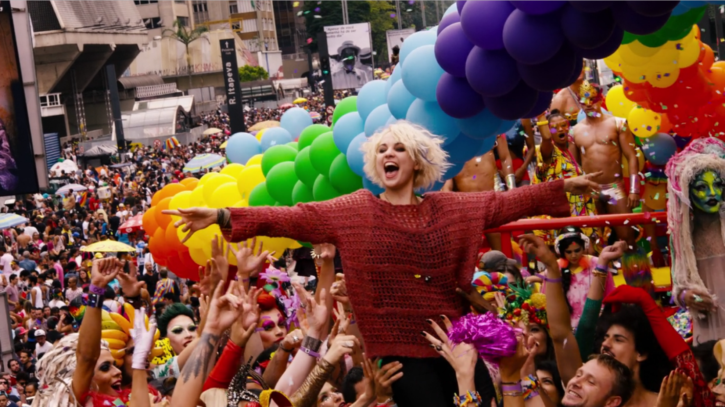 Série Sense8 na Parada LGBT de São Paulo (Reprodução/Netflix)