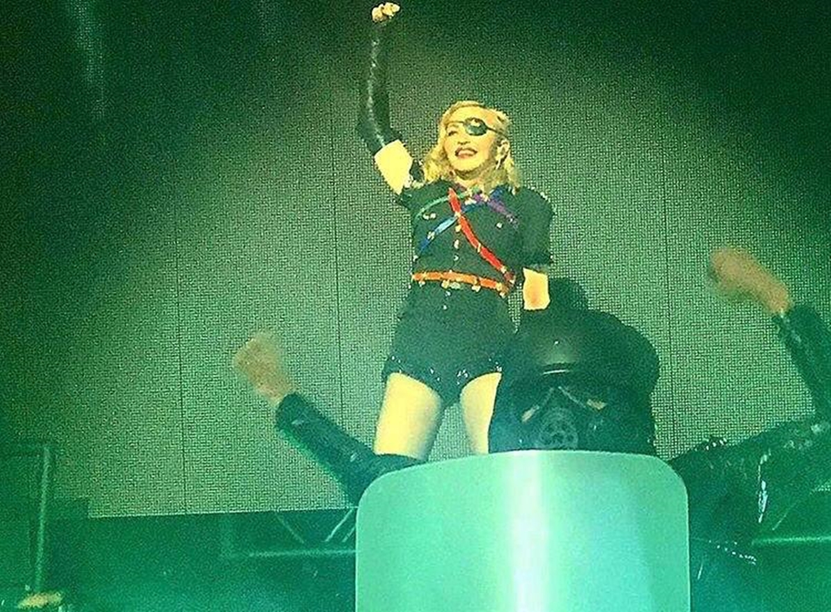 Madonna durante a Parada LGBT de New York (Reprodução/Instagram)