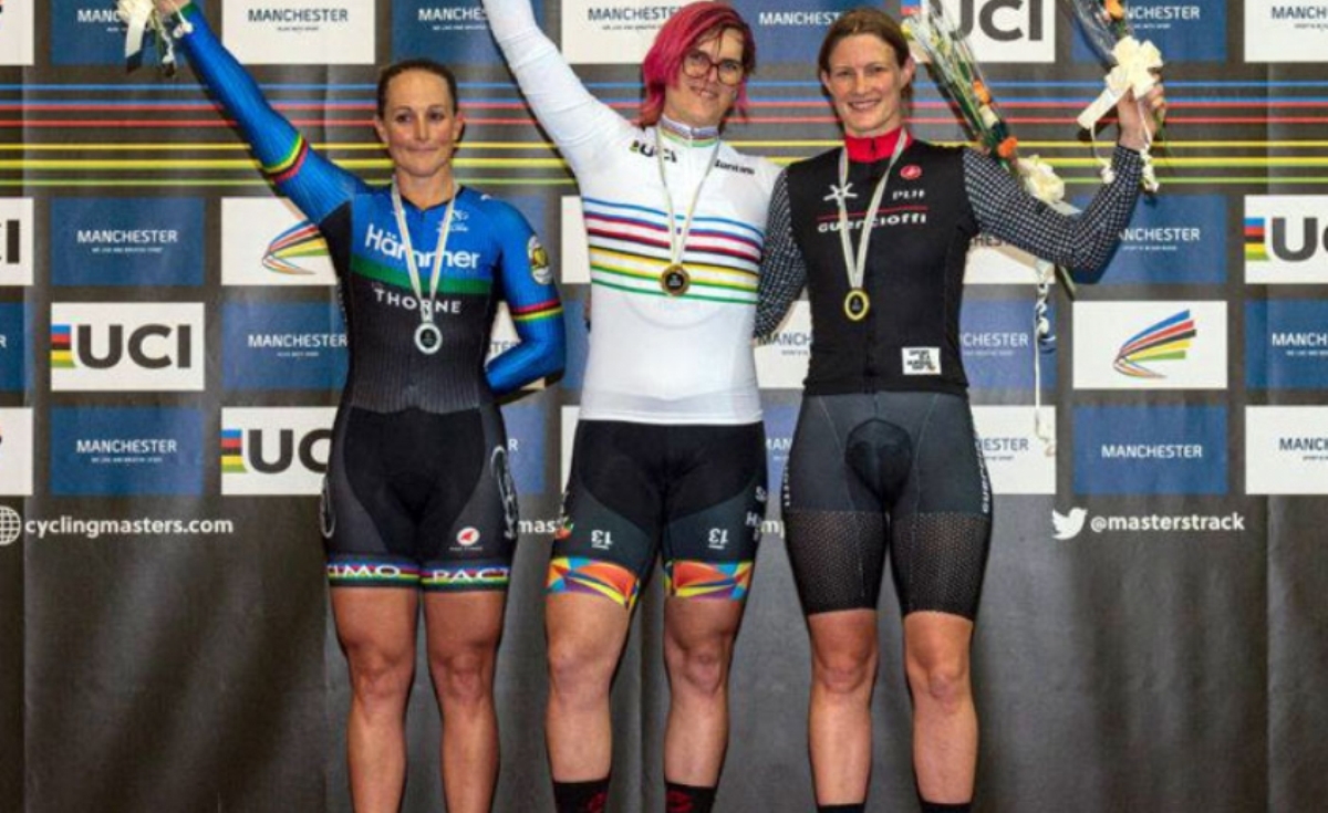 Ciclista trans ganha Mundial e diz que críticas vêm de 'perdedoras'