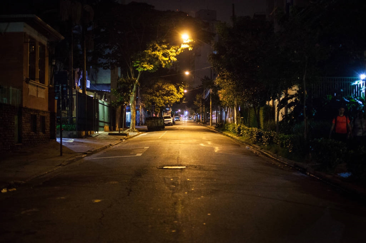 Coronavírus tem feito ruas ficarem desertas (Foto Ilustrativa)