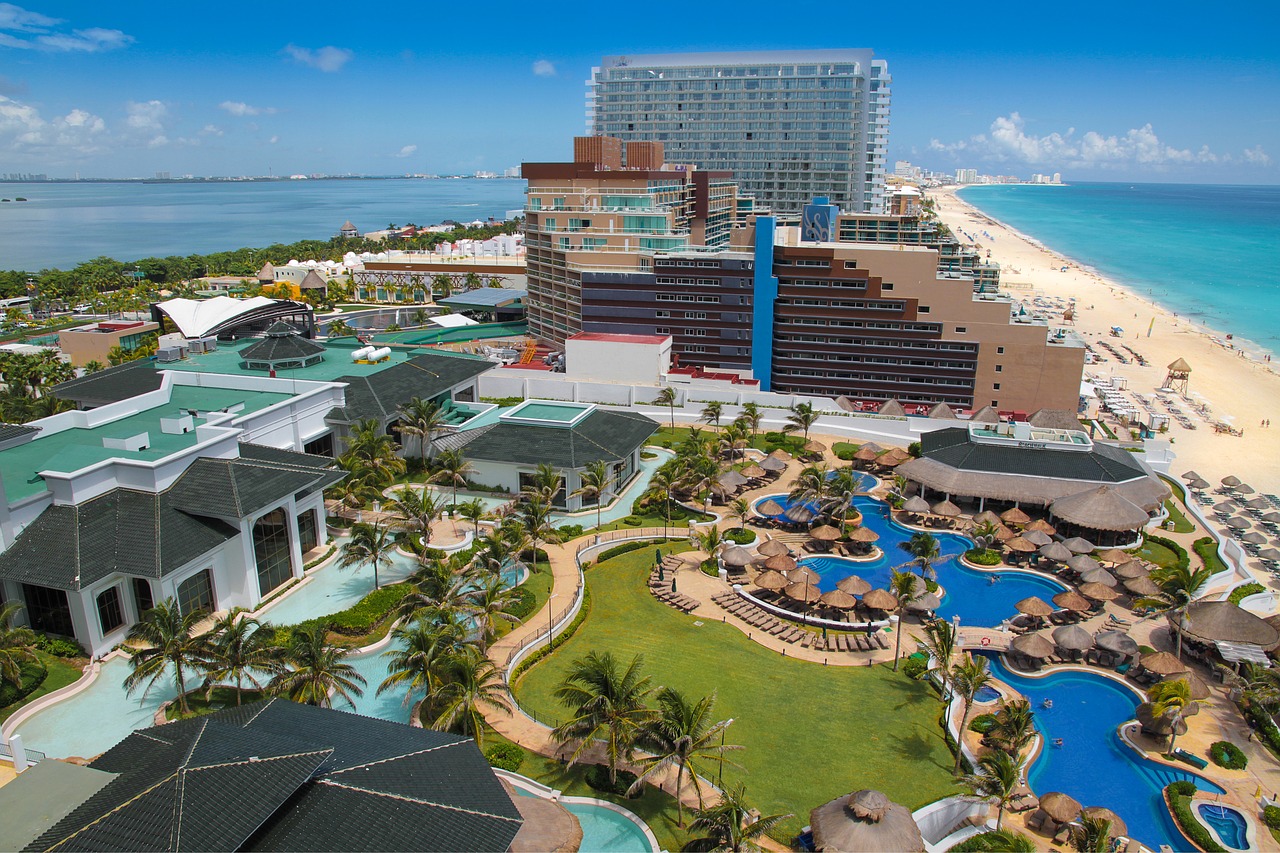 Vista aérea de um resort em Cancun