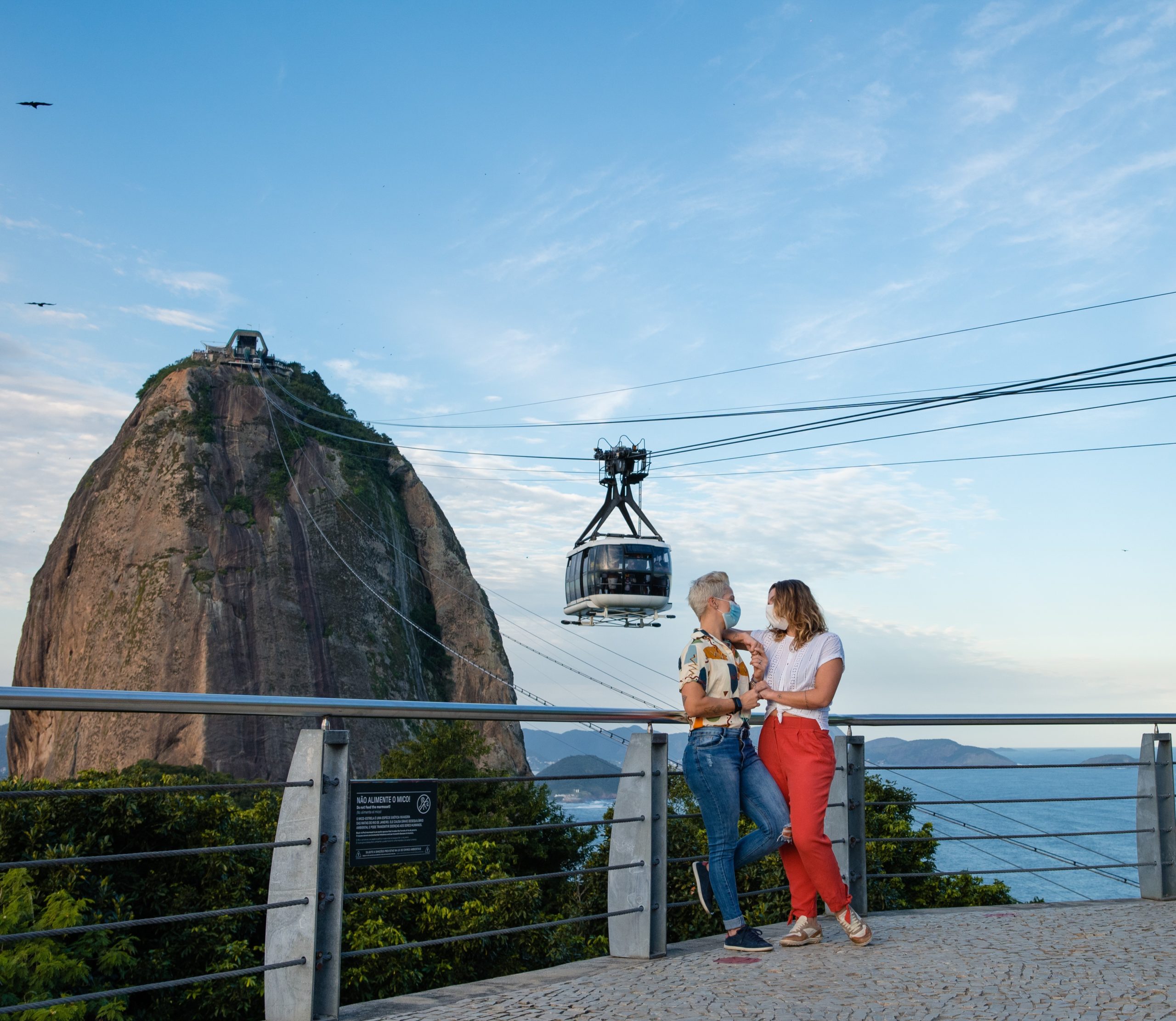 Casal em férias no Rio