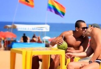 Casal gay se beija no Rio de Janeiro