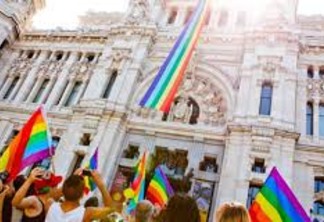 Grupo em torno de 14 homens se juntam para agredir gays em Madrid