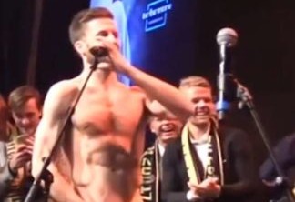 Jogador Norueguês fica pelado para comemorar título (Foto: Reprodução)