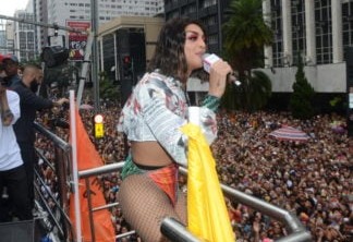 Pabllo Vittar na Parada do Orgulho LGBT de São Paulo (Foto: AGNews)