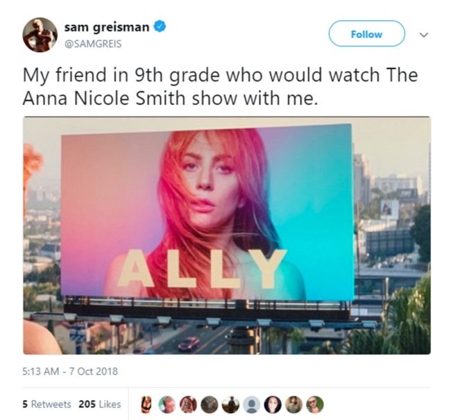 Outdoor de "Nasce Uma Estrela" se torna meme bissexual 