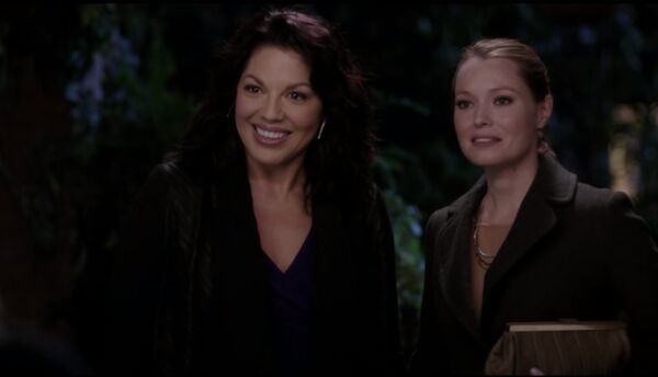 Imagem de Callie e Penny na série Grey's Anatomy 