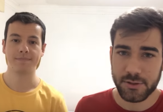 O casal Jeandro e Geovani trocam experiências sobre HIV e Aids em canal no Youtube