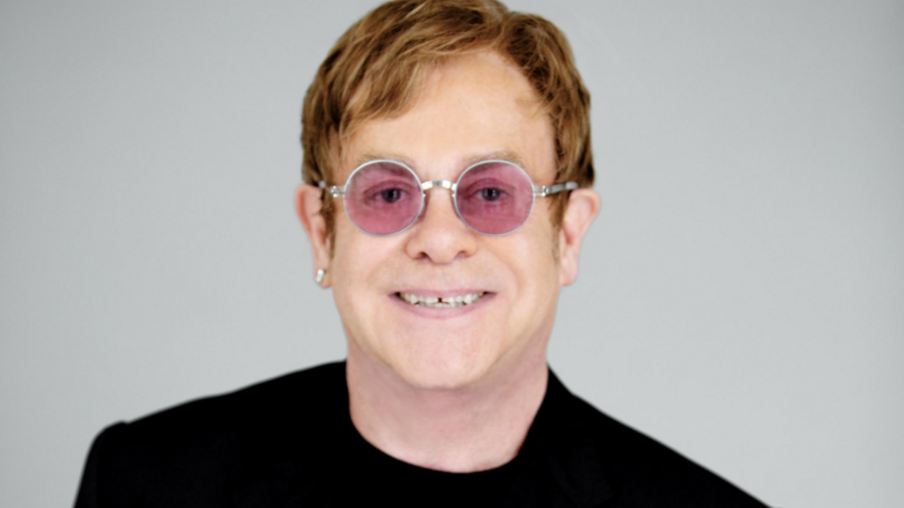 O astro britânico Elton John (FOTO: Reprodução)
