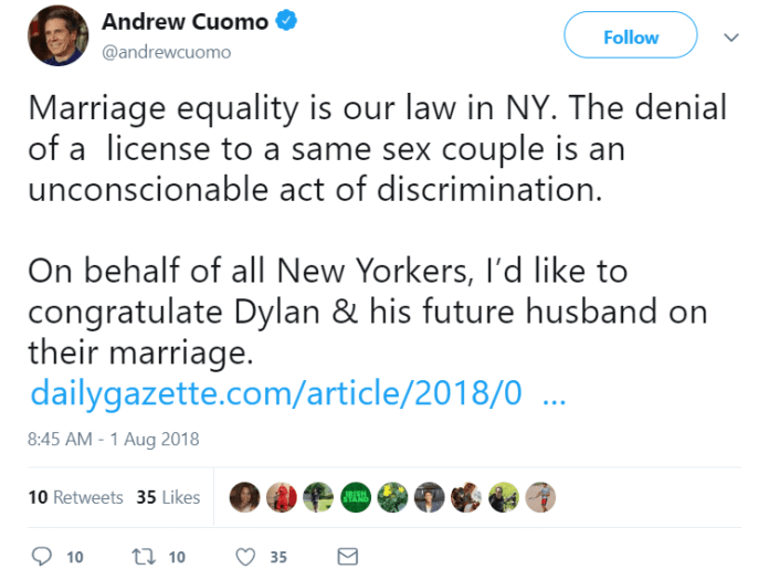 O governador Andrew Cuomo responde no Twitter que funcionária será investigada