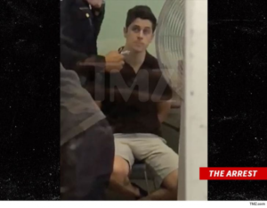 David Henrie levemente excitado após ser preso