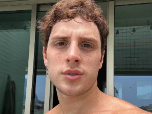 Mãe de Diego Martins celebra o sucesso do filho em Terra e Paixão: "Sou muito feliz de ter um filho gay e que é tão feliz"