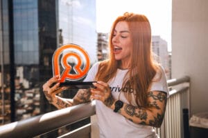 Ruiva Braba na Privacy: da dependência química a alto faturamento com conteúdos