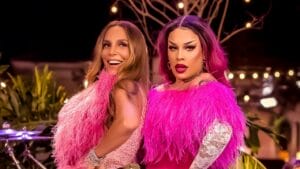 Gloria Groove agita carnaval de Salvador com Ivete Sangalo